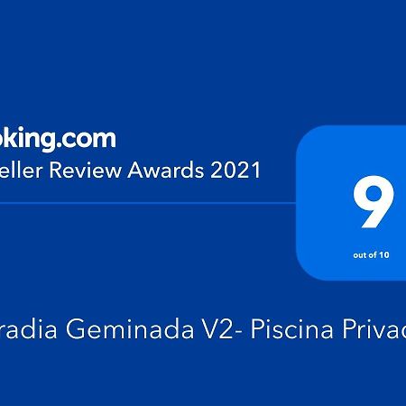 فيلا Moradia Geminada V2- Piscina Privada كوارتيرا المظهر الخارجي الصورة